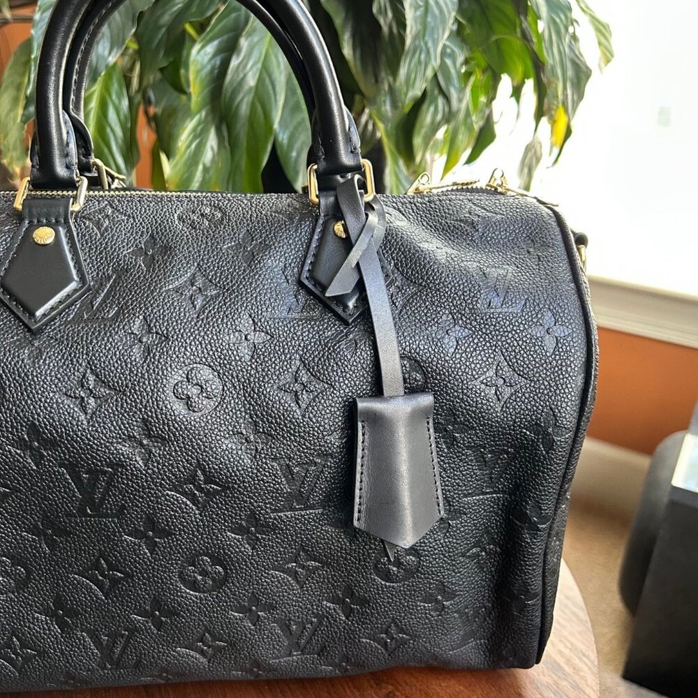 New BLACK VACHETTA LEATHER COWHIDE KEY BELL CLOCHETTE